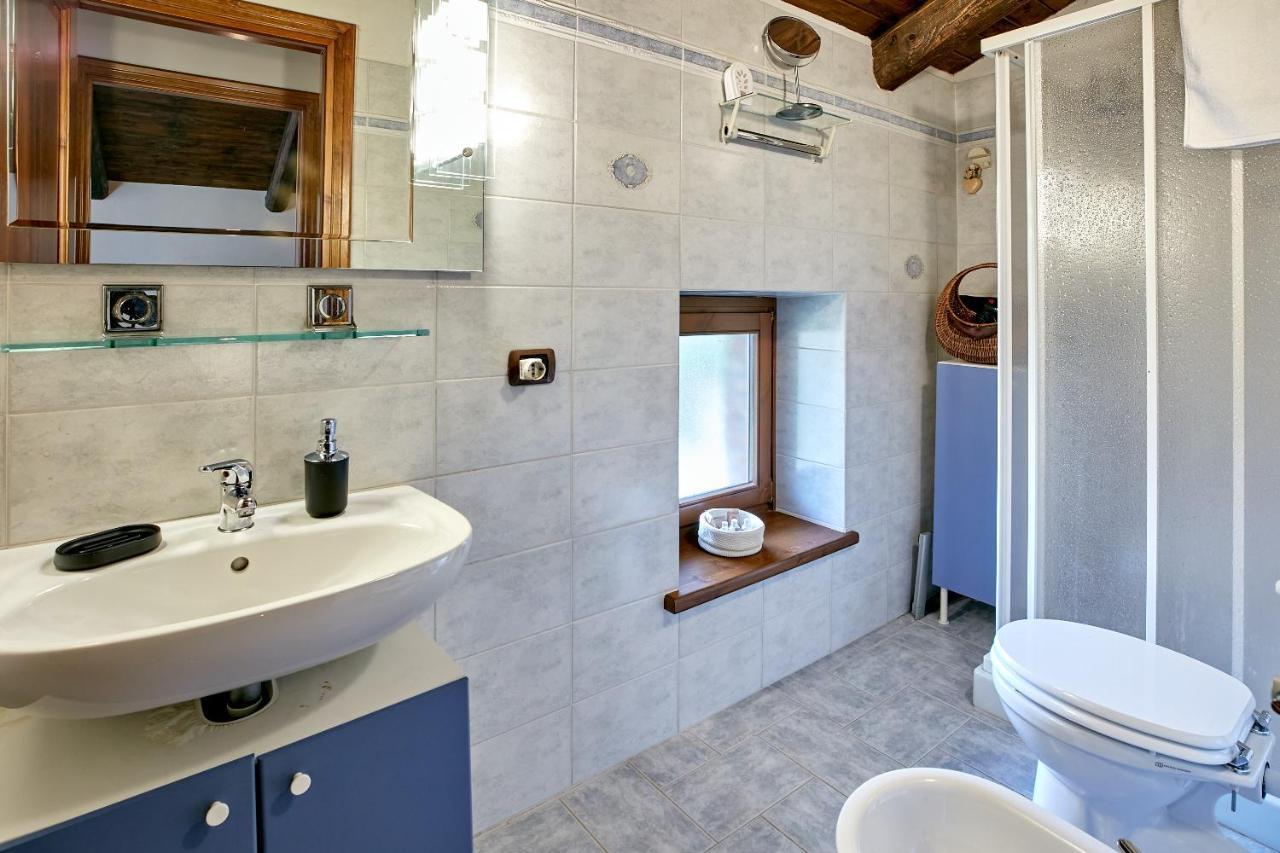 Villetta Con Giardino ⭑⭑⭑⭑⭑ - Wifi, Dogs Allowed Biella Buitenkant foto